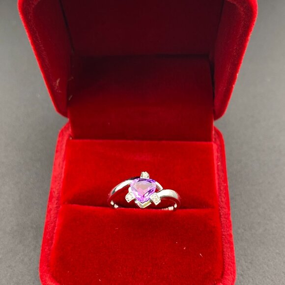 Vtg. 14K White Gold FP Friedman's Inc. 0.75 ct Amethyst & 3 Diamond Ring Sz. 7 - Picture 14 of 15